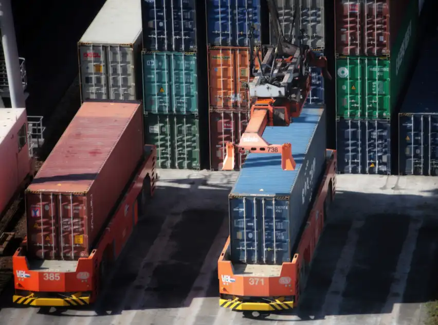 Contoh Barang Logistik