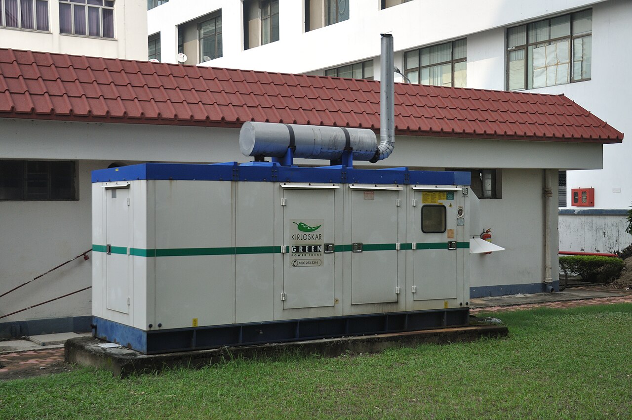 Genset diesel heavy duty untuk industri